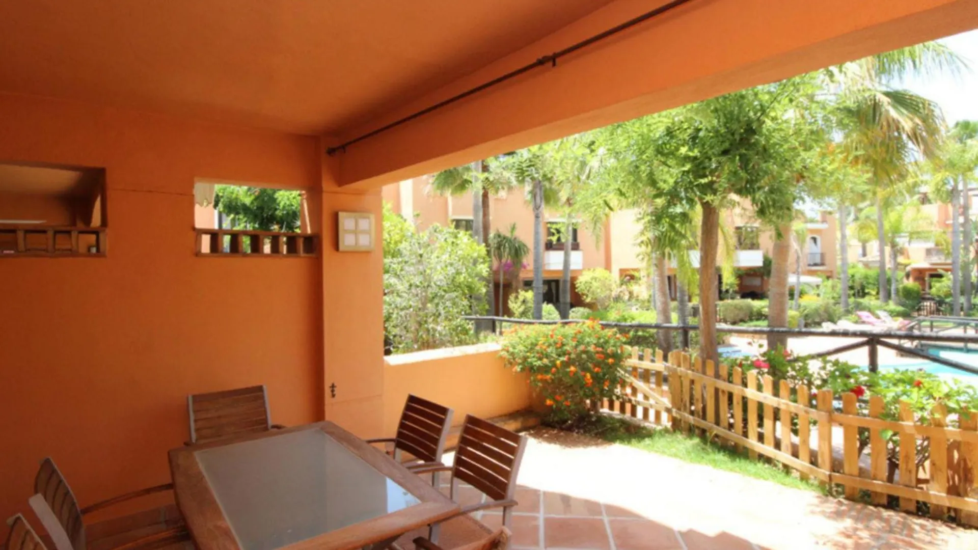 Las Salinas Marbella Beach Holiday Holiday home